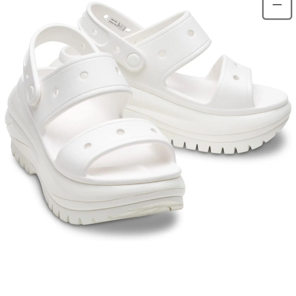 Mega crush croc